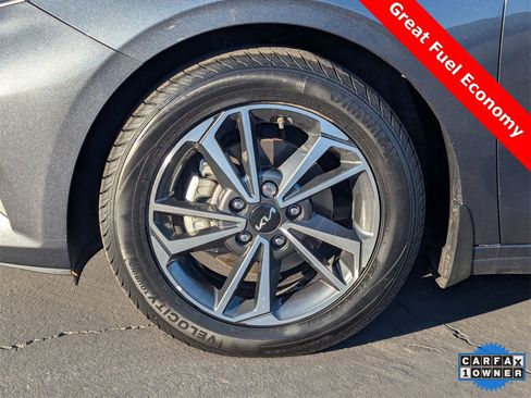 Used 2023 Kia Forte LXS image 10