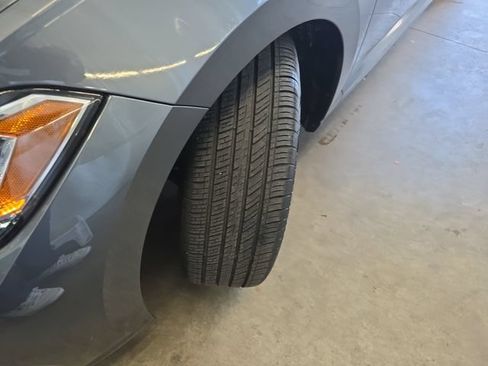 Used 2024 Volkswagen Jetta SE FWD image 20