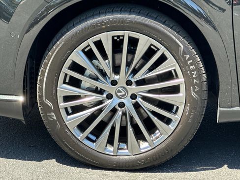 Used 2025 Lexus RX 450h AWD w/ Convenience Package image 33