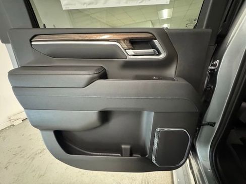 New 2026 Chevrolet Silverado 3500 LT w/ All Star Edition image 8