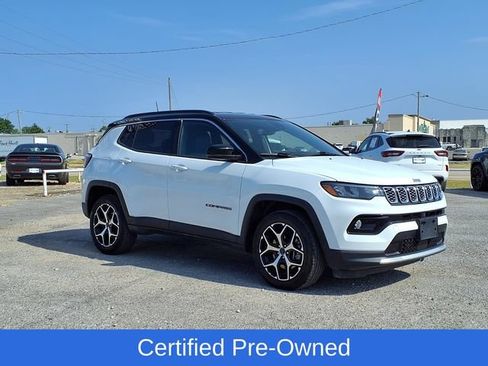 Certified 2025 Jeep Compass Limited AWD/4WD image 23