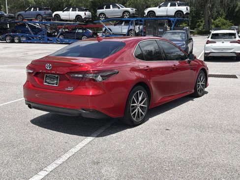 Used 2023 Toyota Camry XLE w/ Navigation Package FWD image 4