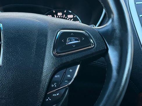 Used 2017 Lincoln MKX Reserve w/ Driver Assistance Package image 31