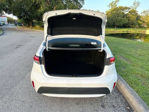 Used 2022 Toyota Corolla LE FWD image 27