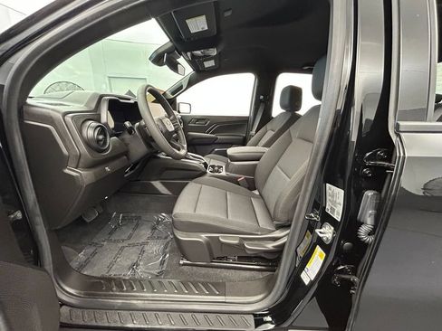 Used 2026 Chevrolet Colorado W/T w/ WT Custom Package RWD image 43