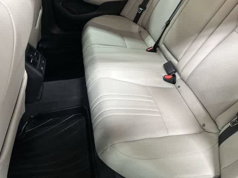 Used 2021 Honda Accord EX-L image 11