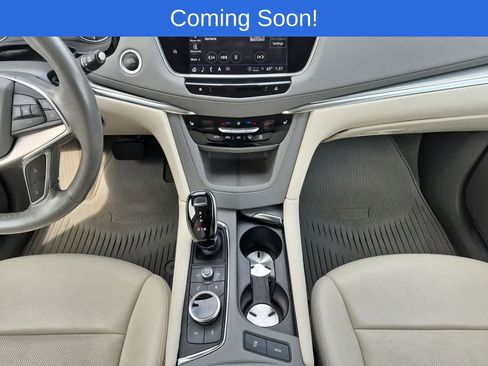 Used 2024 Cadillac XT5 Premium Luxury AWD/4WD image 29