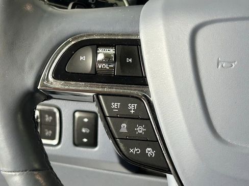 Used 2022 Lincoln Navigator L Black Label AWD/4WD image 32