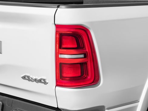 Used 2025 RAM 1500 Limited AWD/4WD image 47