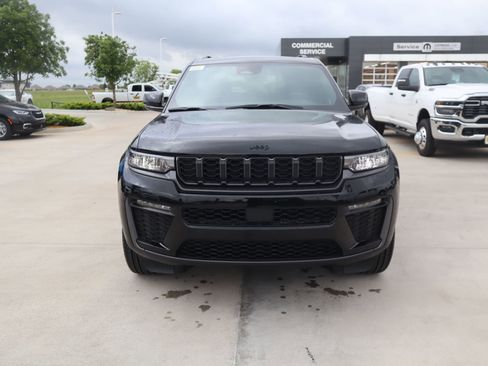New 2026 Jeep Grand Cherokee Limited AWD/4WD image 10