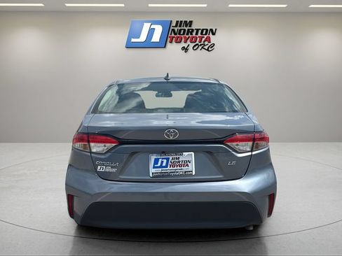 Used 2024 Toyota Corolla LE FWD image 6