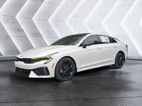 New 2026 Kia K5 GT-Line image 1