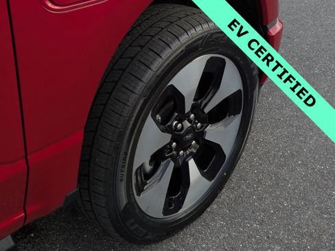 Certified 2023 Ford F150 Lightning Platinum image 12