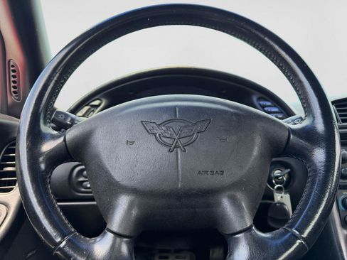 Used 2003 Chevrolet Corvette Convertible w/ Preferred Equipment Group1 RWD image 35