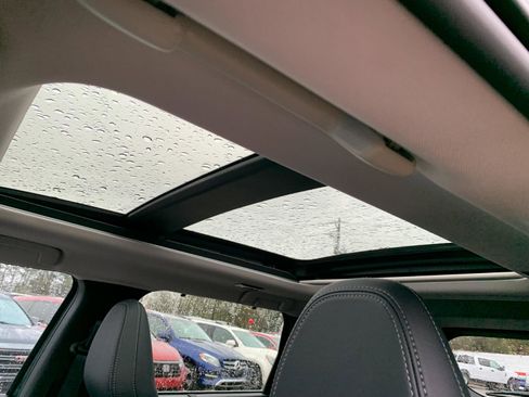 New 2025 Mitsubishi Outlander SEL image 19