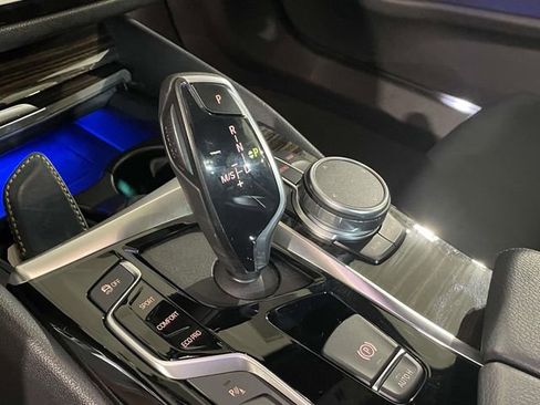 Used 2019 BMW 540i xDrive AWD/4WD image 28