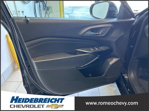 Used 2024 Chevrolet Trax ACTIV w/ Sunroof Package FWD image 10