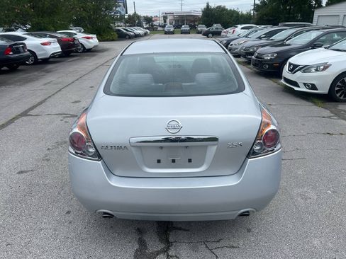Used 2009 Nissan Altima 2.5 S FWD image 7