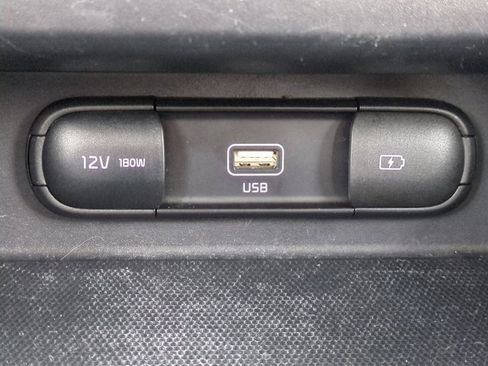 Used 2023 Kia Seltos S image 21