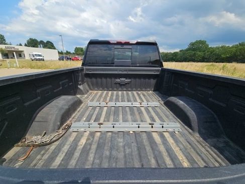 Used 2022 Chevrolet Silverado 2500 LTZ w/ LTZ Convenience Package AWD/4WD image 5