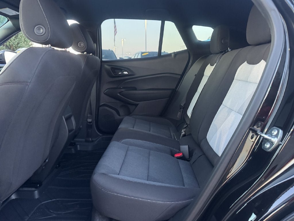 New 2026 Chevrolet Trax RS w/ Driver Confidence Package FWD image 14