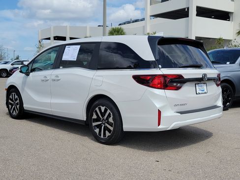 Used 2026 Honda Odyssey EX-L image 4