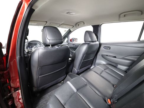 Used 2018 Nissan Leaf SL w/ SL Technology Package image 14