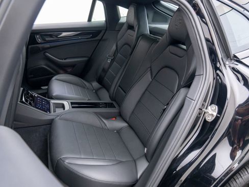 New 2025 Porsche Panamera 4 image 17