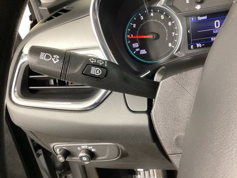 Used 2022 Chevrolet Equinox LS w/ LS Convenience Package image 21