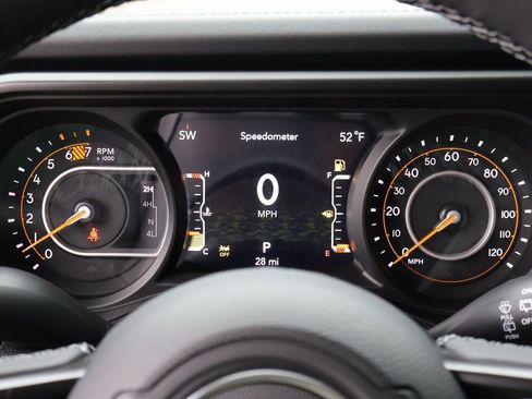 New 2026 Jeep Wrangler Unlimited Rubicon w/ Safety Group image 28