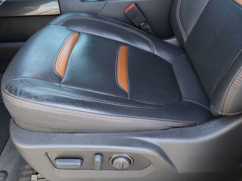 Used 2022 GMC Sierra 2500 AT4 w/ AT4 Premium Plus Package image 21