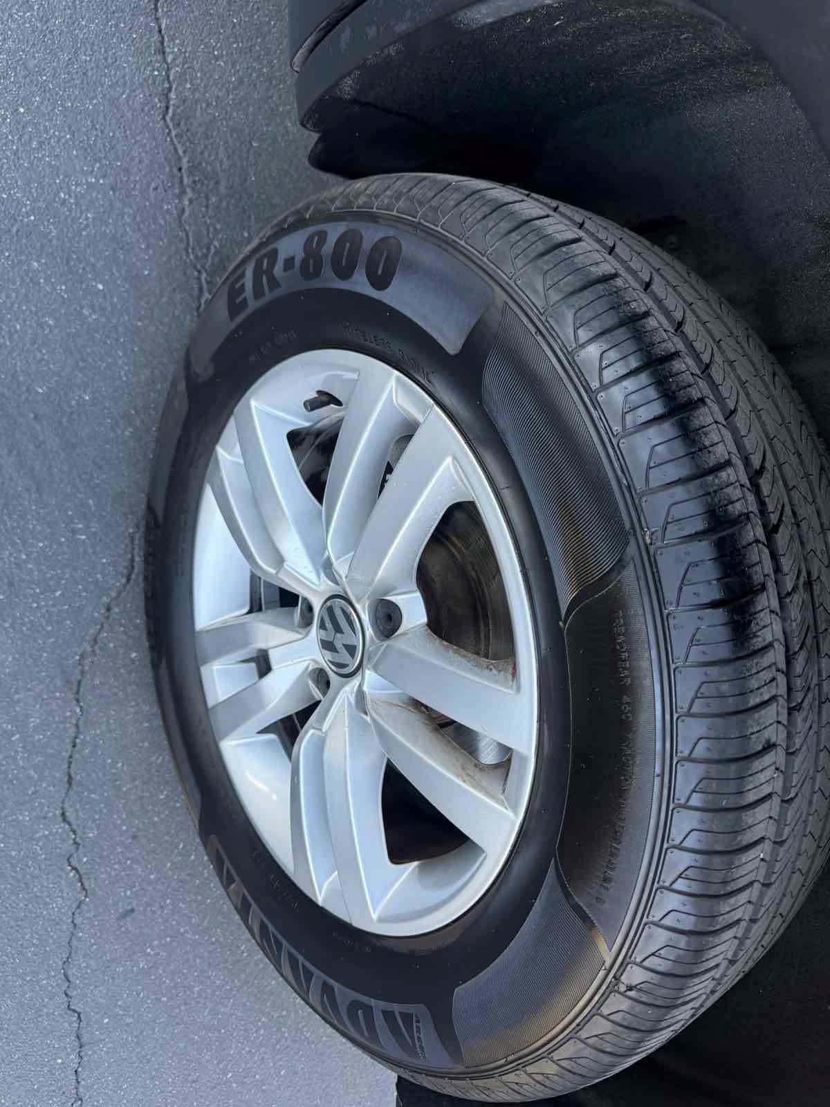 Used 2016 Volkswagen Tiguan S FWD image 12