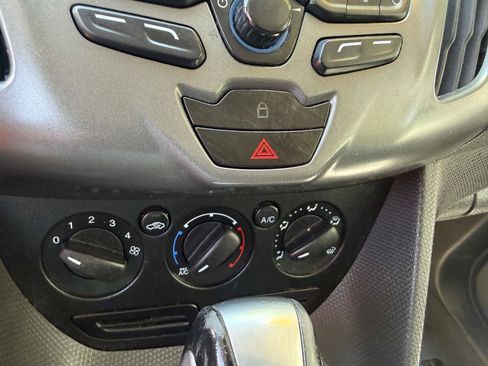 Used 2016 Ford Transit Connect XL FWD image 15