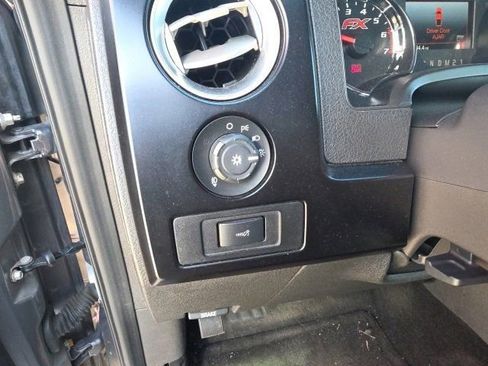 Used 2014 Ford F150 FX4 w/ FX Appearance Package image 15