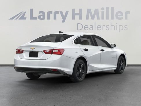 Used 2023 Chevrolet Malibu LS FWD image 5