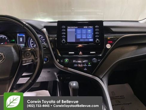 Used 2024 Toyota Camry SE image 17