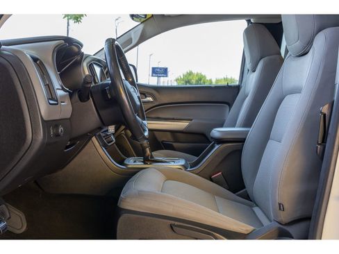 Used 2017 Chevrolet Colorado LT image 15