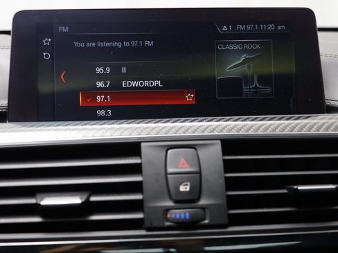 Used 2018 BMW M4 Coupe image 11