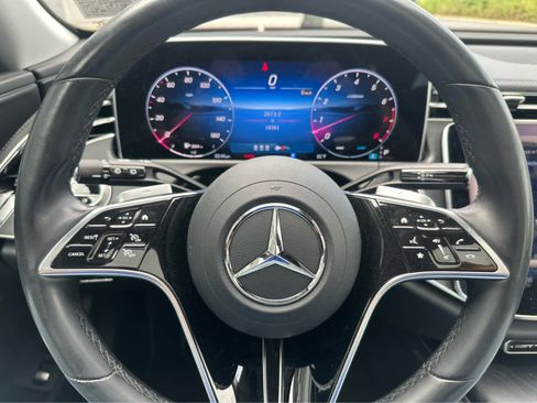 Used 2025 Mercedes-Benz E 450 4MATIC All-Terrain Wagon image 18