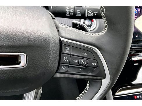 Certified 2025 Jeep Grand Cherokee L Altitude image 26