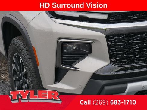 New 2026 Chevrolet Traverse Z71 w/ Enhanced Driving Package AWD/4WD image 10