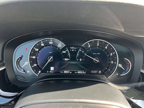 Used 2019 BMW 530i xDrive w/ M Sport Package AWD/4WD image 25