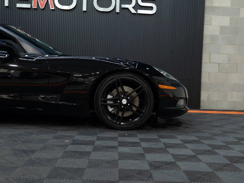 Used 2007 Chevrolet Corvette Convertible w/ Preferred Equipment Group RWD image 16