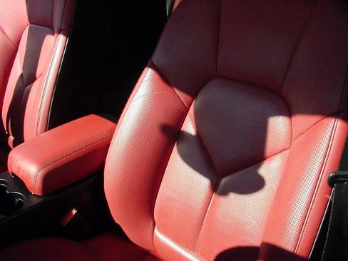 Used 2016 Porsche Macan Turbo image 20