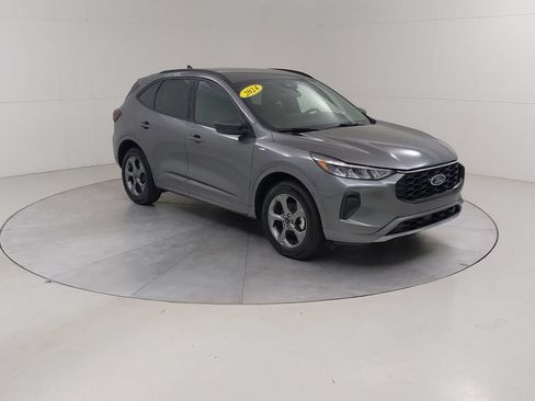 Certified 2024 Ford Escape ST-Line w/ Tech Pack #1 AWD/4WD image 10