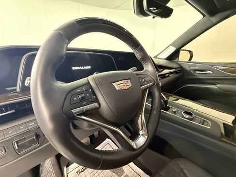 Used 2024 Cadillac Escalade Sport Platinum w/ LPO, ONYX Package AWD/4WD image 15