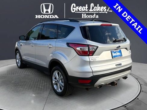 Used 2017 Ford Escape SE w/ Equipment Group 201A AWD/4WD image 4