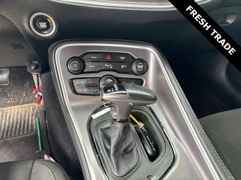 Used 2019 Dodge Challenger R/T w/ Driver Convenience Group RWD image 8