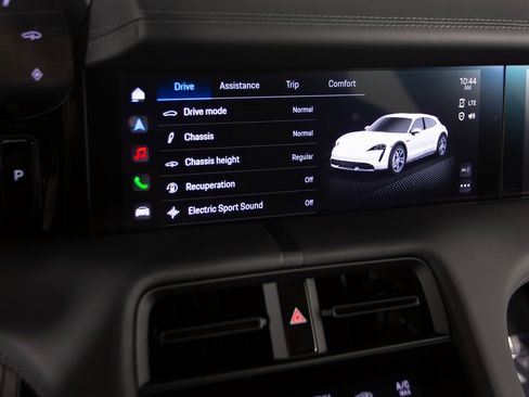 Certified 2023 Porsche Taycan 4S image 24