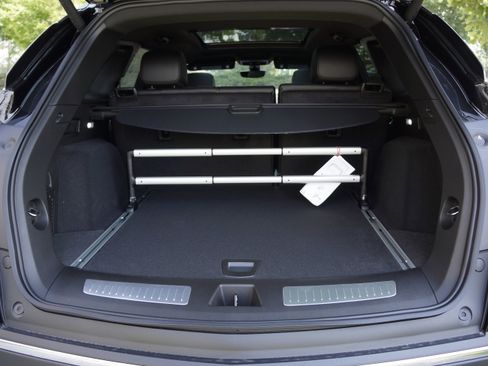 Used 2025 Cadillac XT5 Premium Luxury image 29